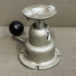 VINTAGE WILTON POWRARM JUNIOR BABY BULLET VISE BASE MOUNT 343-3