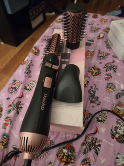 Hot Air brush with attachments