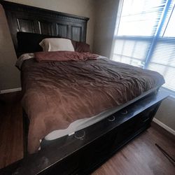 Queen Bed W/ Frame Dresser
