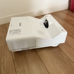 Epson Projector 