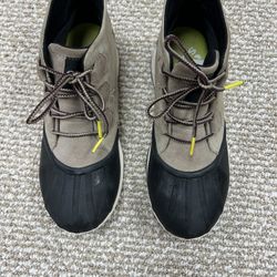 Woman’s Ankle Boots Sz 9 By Sorel