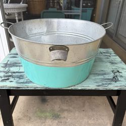 Super Large Galvanized Tub With Can Opener Nice Patina