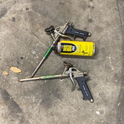 Spray foam applicator with Cleaner