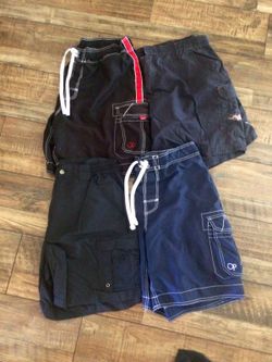 Men's 34-36 board shorts
