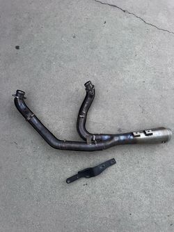 Looking to trade  2015 Harley parts
