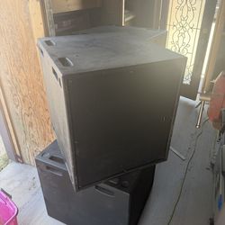 FOUR (4) Tannoy VSX 18DR 18" subwoofer speakers