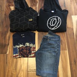 Bundle Of Clothes Size M Youth . Jeans Very Soft Lucky Brand Size W30 L 30 Like New