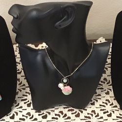 Kids Jewelry 3 Beautiful Necklaces. Lot.