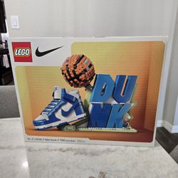 Lego Nike Dunk Set