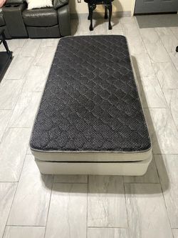 Twin Size Box Spring And Mattres