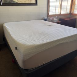 Queen Memory Foam Bed 