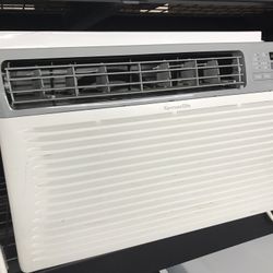 12.000 Btus Window Air Conditioning $230