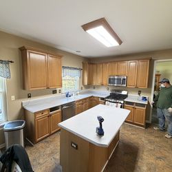 Kitchen cabinets set