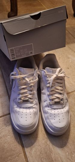Pre-owned Nike Air Force 1 '07 sneakers in a classic triple white colorway size 11 8/20/25
