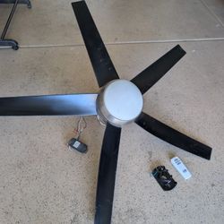 52" Hampton Bay Windward Ceiling Fan 5 Blades