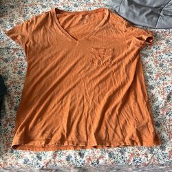 Women’s Universal Thread Shirt Size Xl