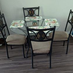 4 Seat Glass Dining Table