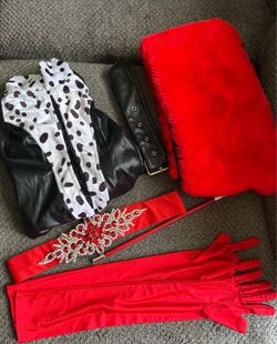 Women’s Costume