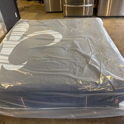 KING MATTRESS STEARNS AND FOSTER RESERVE PILLOWTOP ✅Take It Today For Only $50 down Payment 