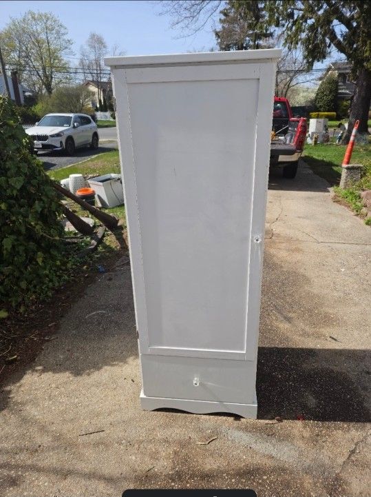 Price Is Firm.. Very Cute Wardrobe Closet