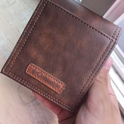Columbia Wallet