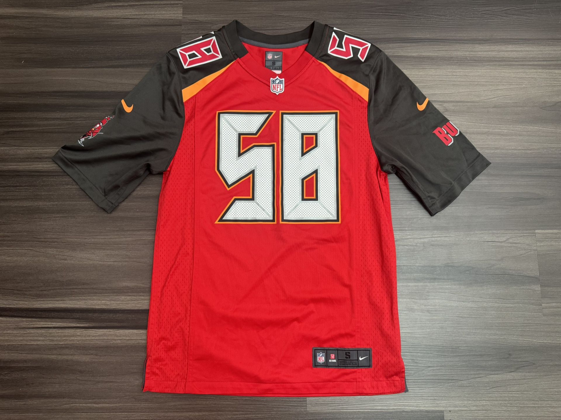 Nike Kwon Alexander #58 Tampa Bay Buccaneers NFL On Field Jersey Men’s Small  100% authentic. Good condition, lightly worn.  The Nike Kwon Alexander #