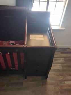 Baby crib good condition