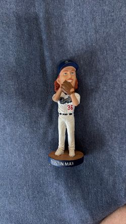 Dustin May Quakes Bobblehead - Dodgers