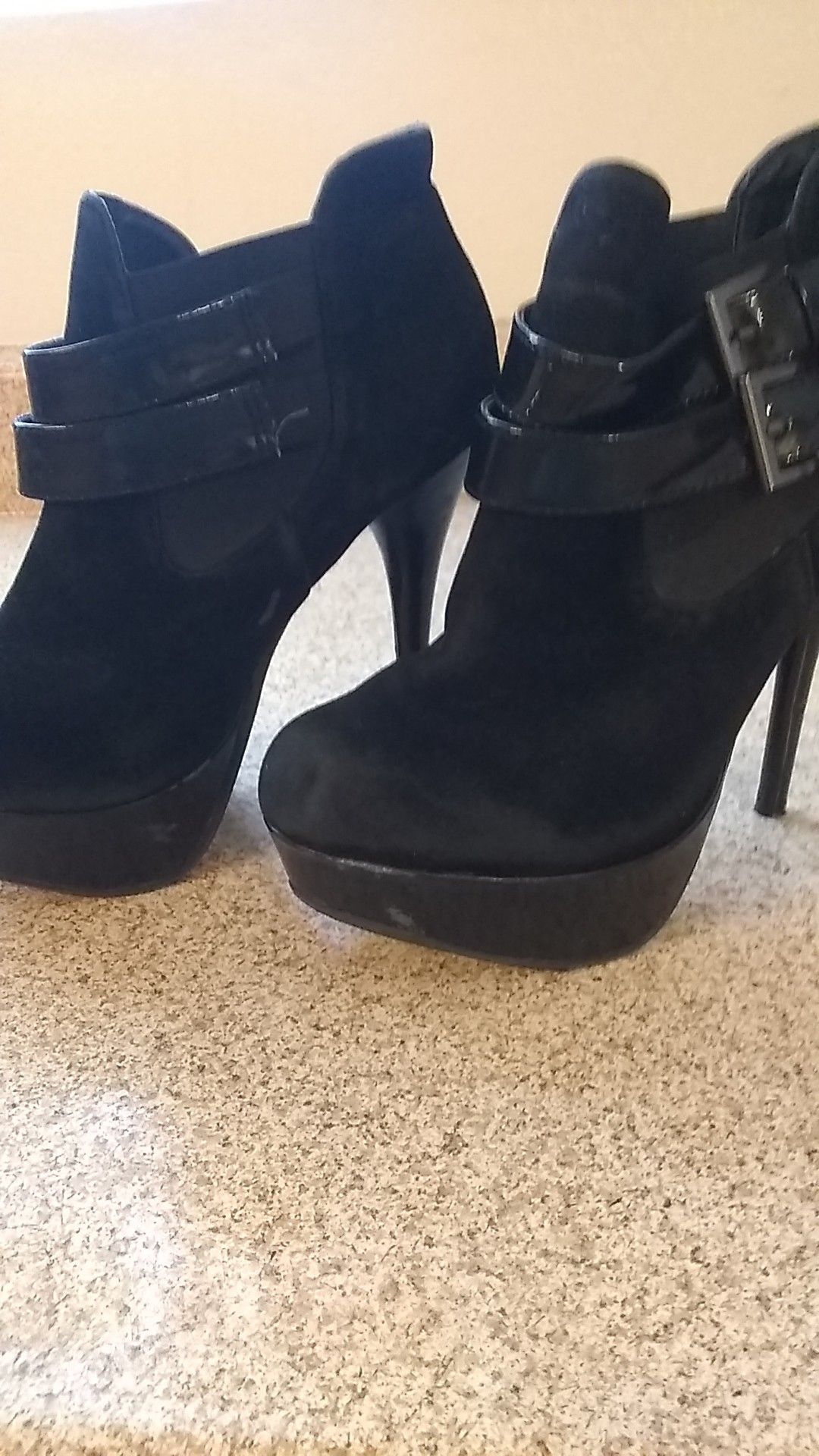 Size 6 1/2