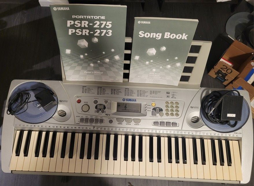 Yamaha Portatone PSR-275 Keyboard