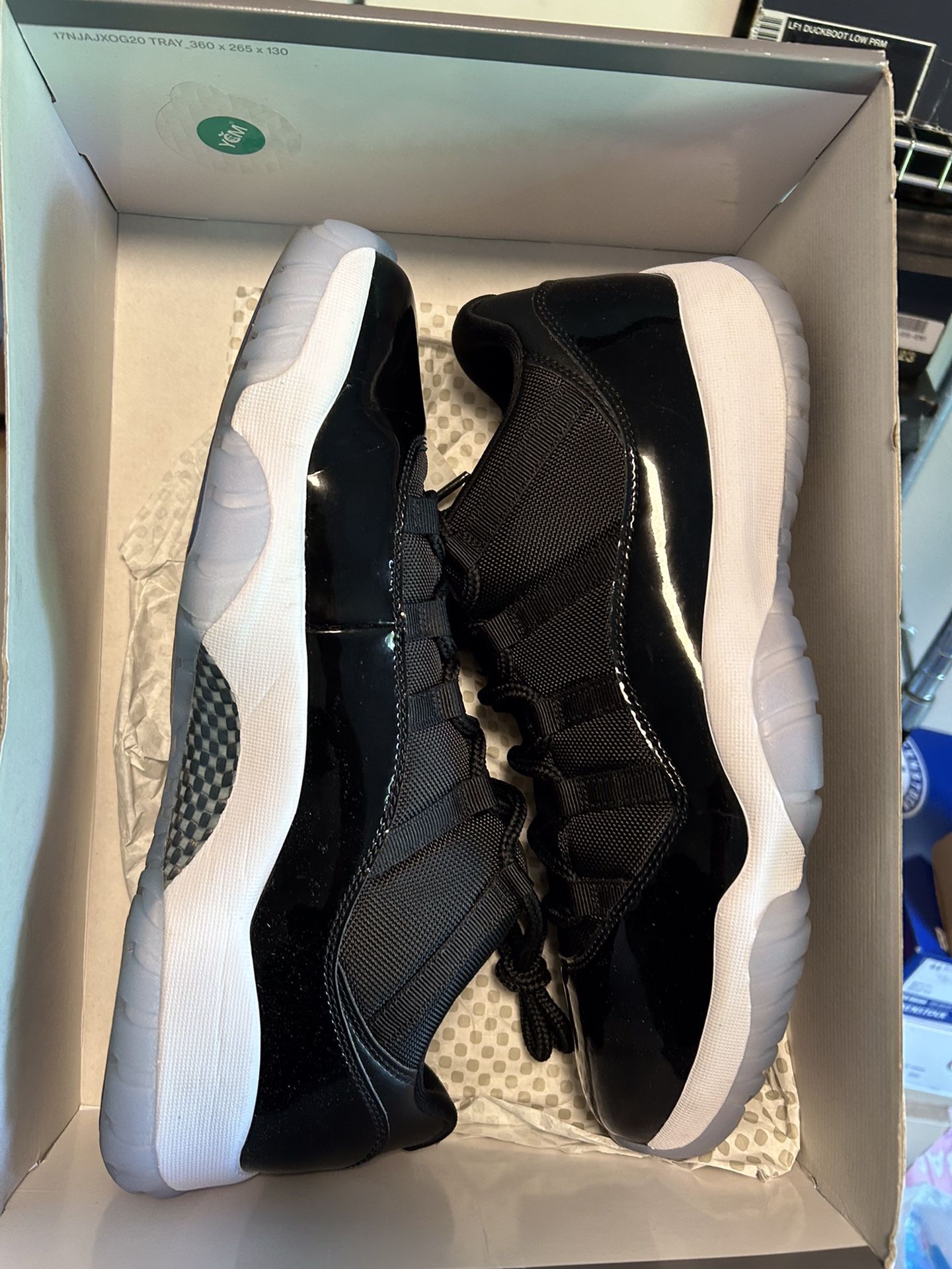 Jordan 11 Low Space Jam Size 13