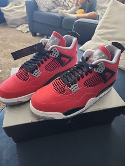 Jordan 4 toros