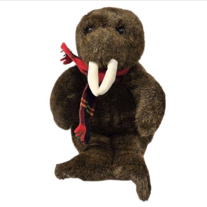 Russ Berrie’s Wendell The Walrus Red Plaid Scarf Plush Stuffed Animal 11" GUC