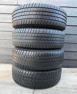 255/50/19 michelin vendo un set de llantas usadas excelente condiciones de vida las 4 ✅🤩I am selling a set of used tires, all 4 in excellent living c