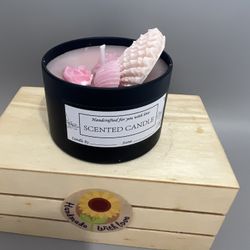 Handmade scented candle 