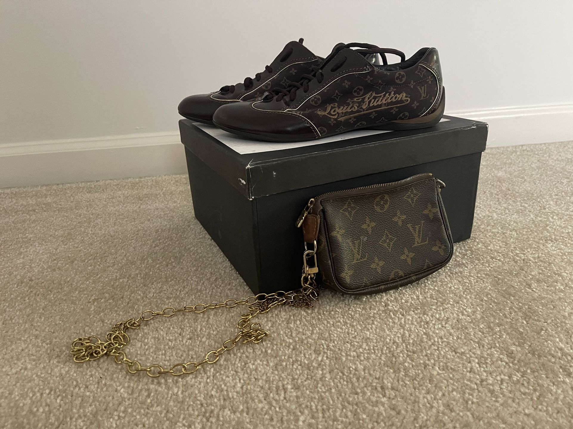 Louis Vuitton Shoes And Coin Purse - Authentic