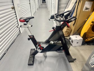 Life fitness IC3 indoor cycle (Spin Bike)