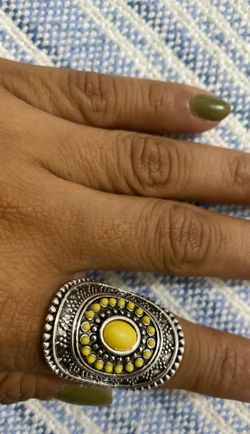 Yellow ring💛