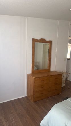 Dresser