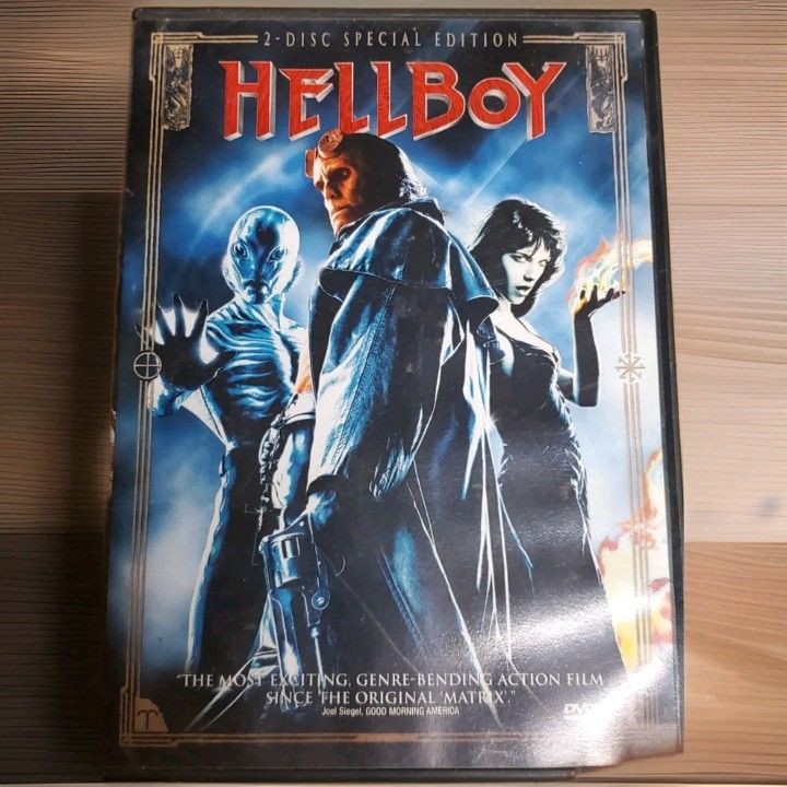 🔥 Hellboy (DVD, 2004) 2-Disc Special Edition – Rare Collector’s Set! Act Fast! 🔥