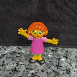 Sesame Street JULIA 3"