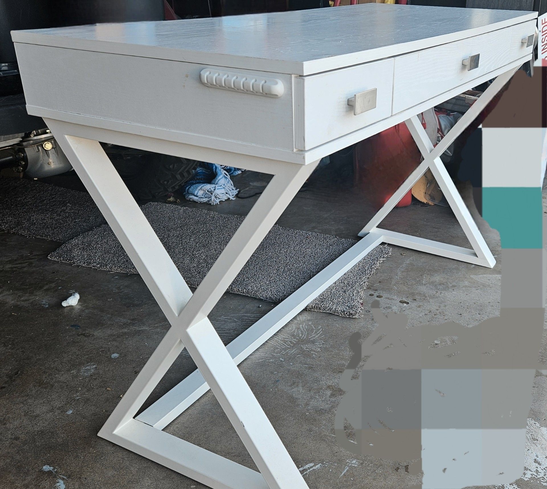 Vanity desk