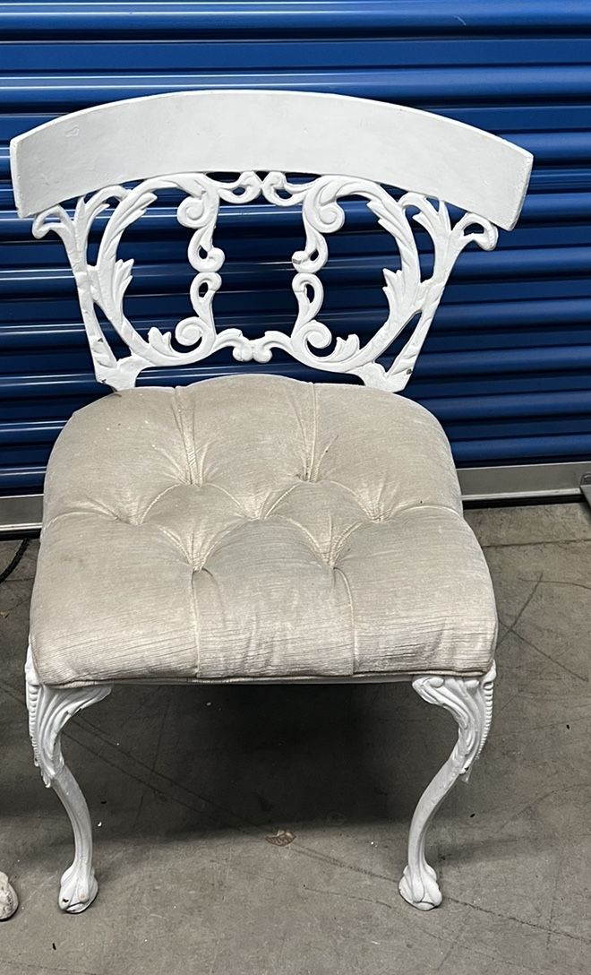1 Very Beautiful Unique Vintage Chair• Very Rare Molla! Indoor Dining /Patio French Palm Beach Regency Neoclassical Klismos Curved Back Cabriole Legs