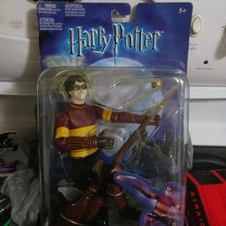 Harry Potter COLLECTIBLE FIGURINE 