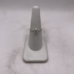 14kt Gold Engagement Style Ring w/ Diamond And Simple Design