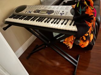 Electrical keyboard with stand