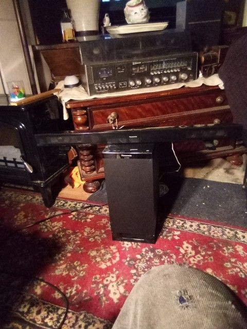Panasonic Home Theater Audio System With 30 Inch Speaker System 