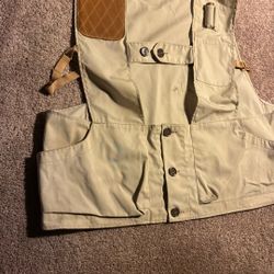 Vtg  Sportsmen  HUNTING  SHOOTING  VEST