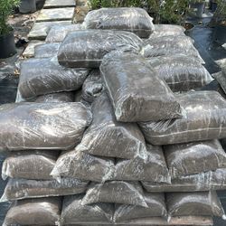 Top Soil (50/50) - $4.95 Per Bag