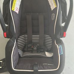 Graco Infant Car Seat